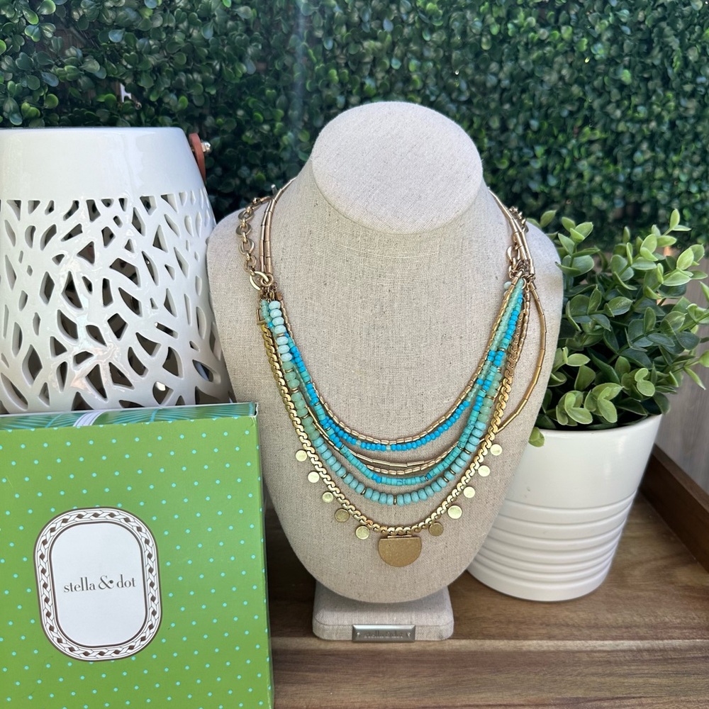 Stella & Dot Isa Disc Necklace with Blue and Gold